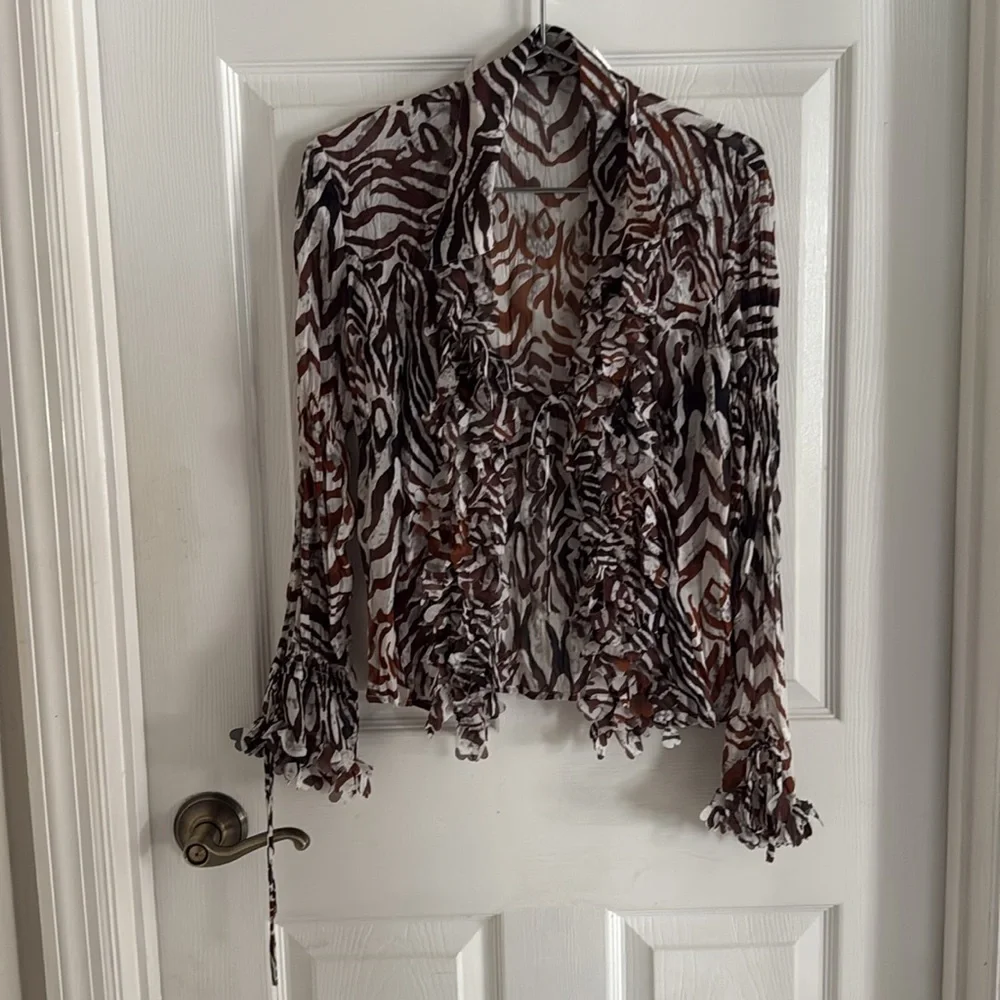 Zebra Ruffle Sheer Top - Picture 2 of 6